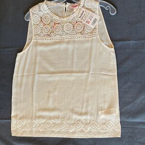 Brand New! Desigual Ivory Sleeveless Lace Blouse with 2 Embroidered Birds, L